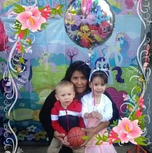 Meet your Posher, Estella